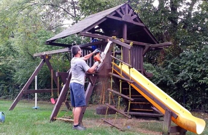 Kid’s Playground Demolition Removal, Dear Junk