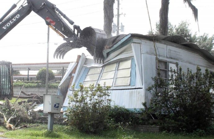 Mobile Home Demolition Removal, Dear Junk